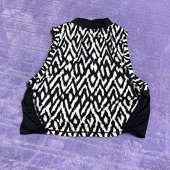 Tart swim top size small - Picture 3 of 4